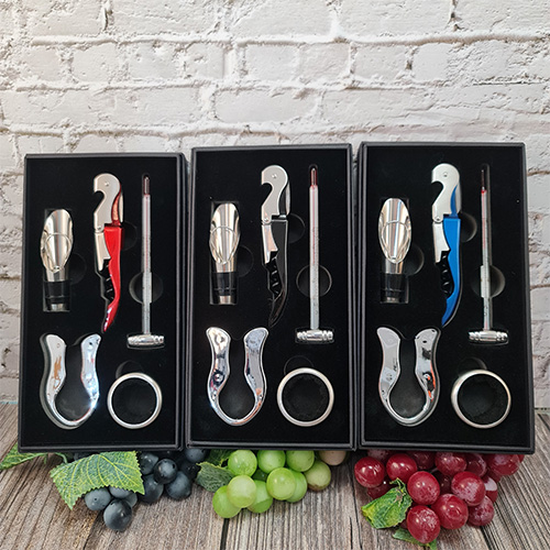 Set de vinos de 5 accesorios