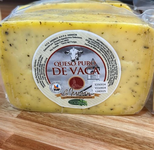 Queso La Mision Leche de Vaca con albahaca - 1k